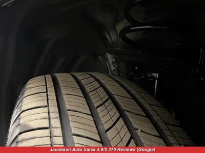 2023 Toyota RAV4 XLE Premium AWD   - Photo 49 - Oshkosh, WI 54901