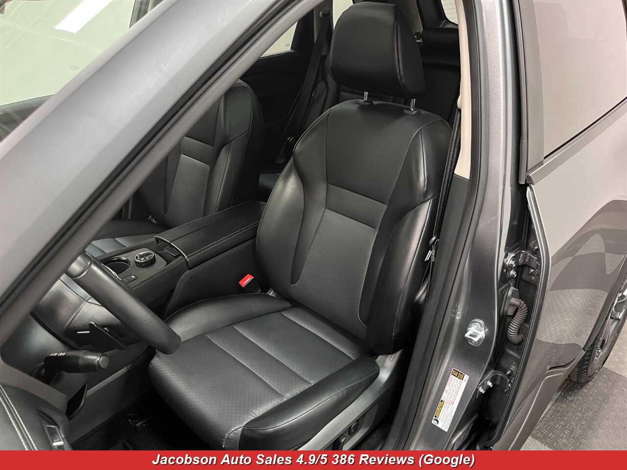 2024 Nissan Rogue SV - Photo 32 - Oshkosh, WI 54901