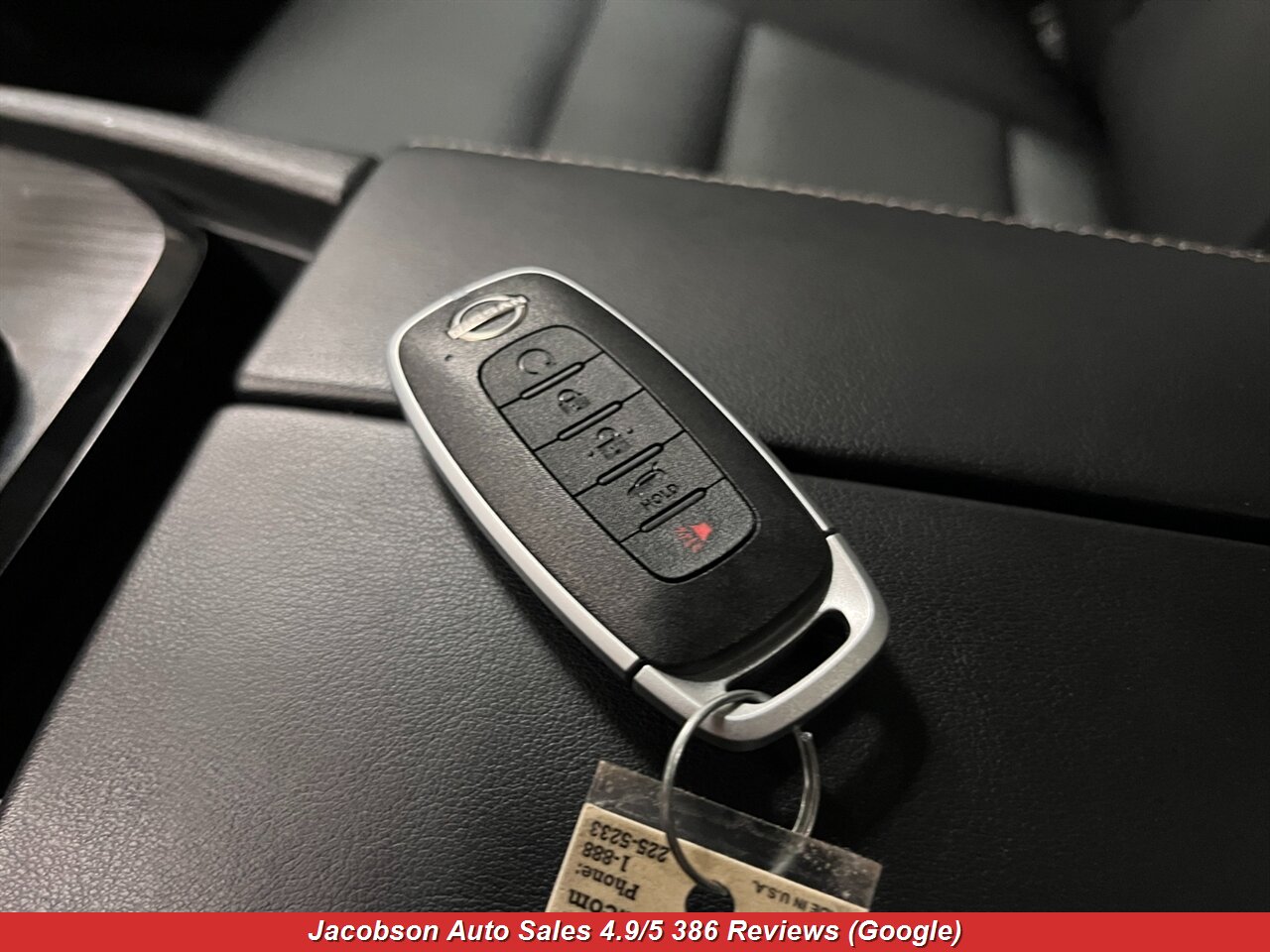 2024 Nissan Rogue SV - Photo 27 - Oshkosh, WI 54901