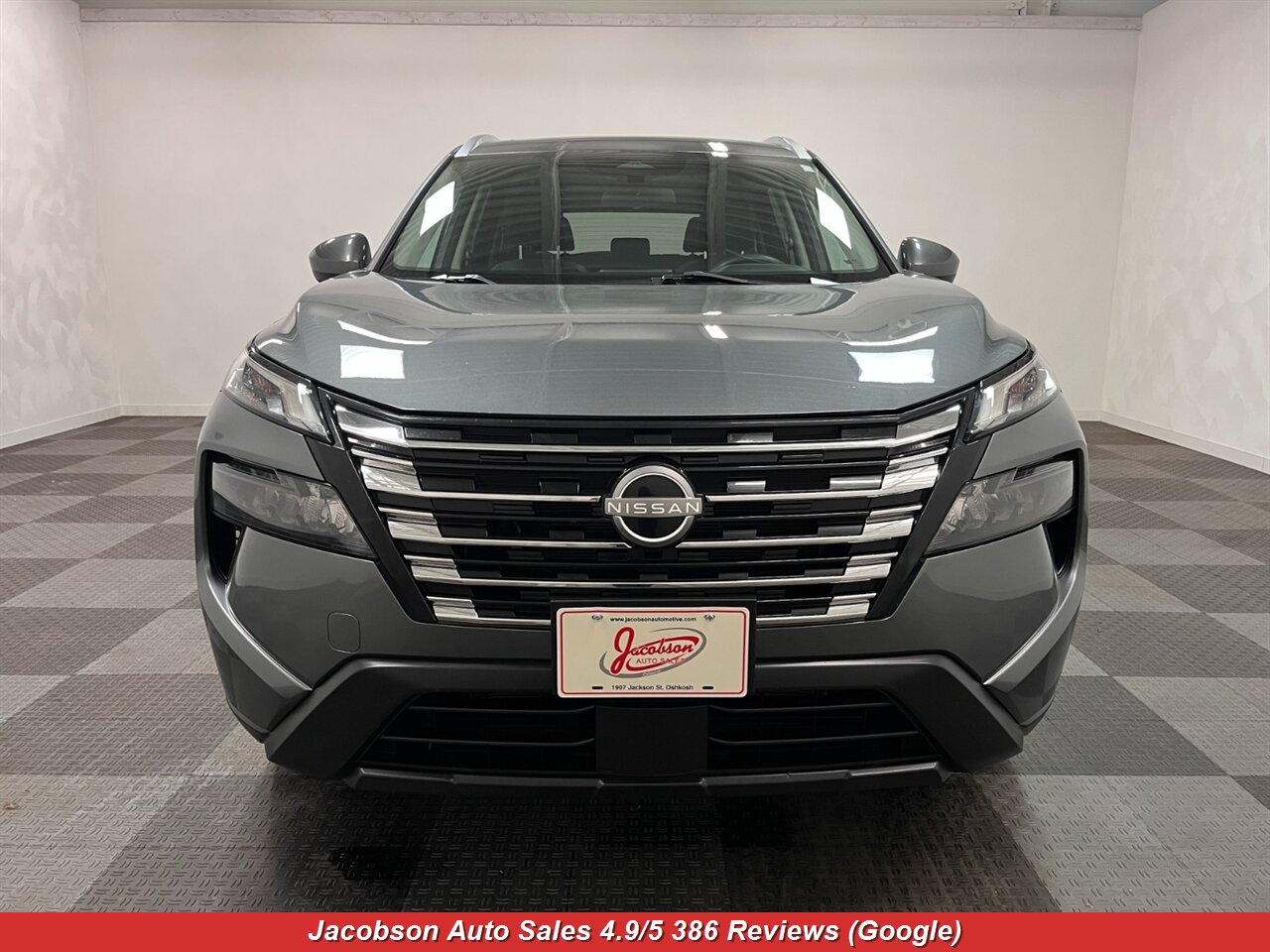2024 Nissan Rogue SV - Photo 2 - Oshkosh, WI 54901