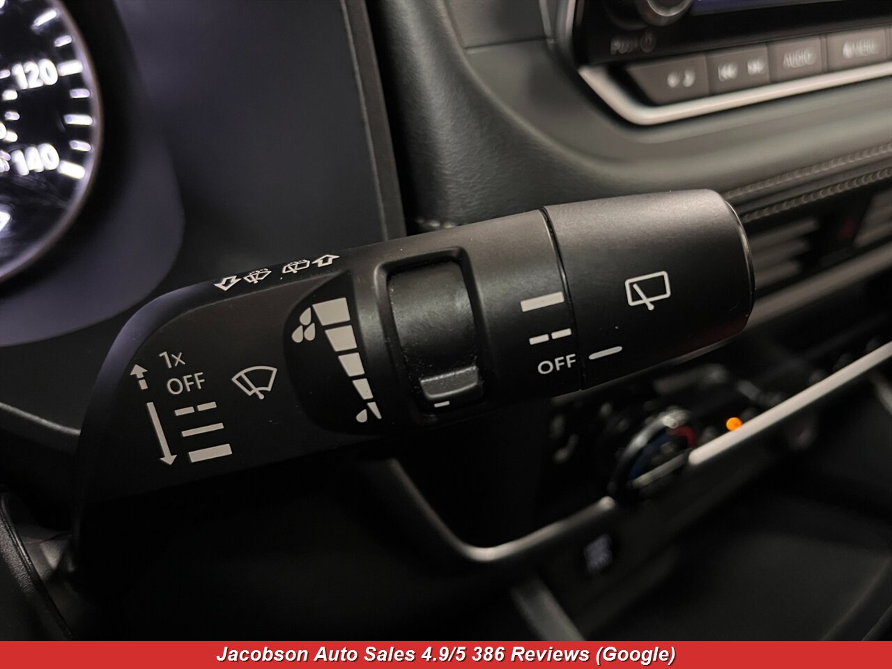 2024 Nissan Rogue SV - Photo 14 - Oshkosh, WI 54901