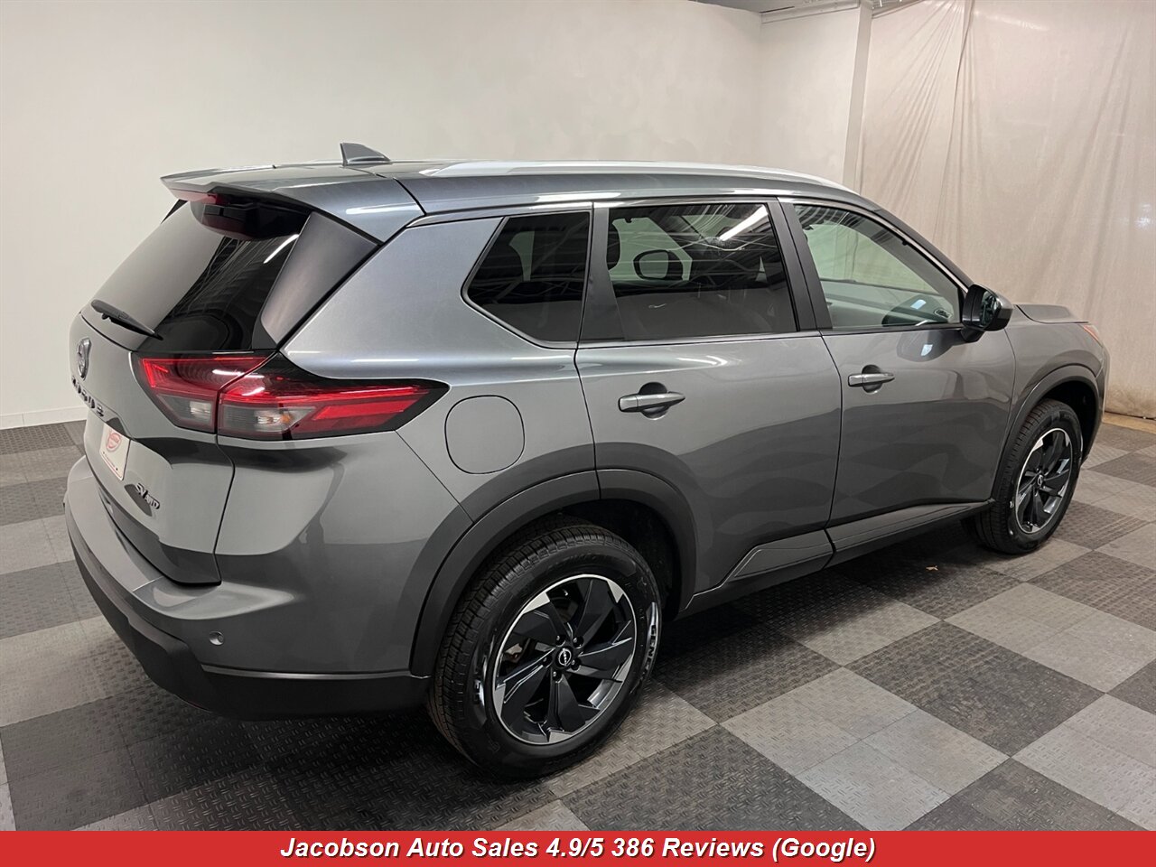 2024 Nissan Rogue SV - Photo 47 - Oshkosh, WI 54901