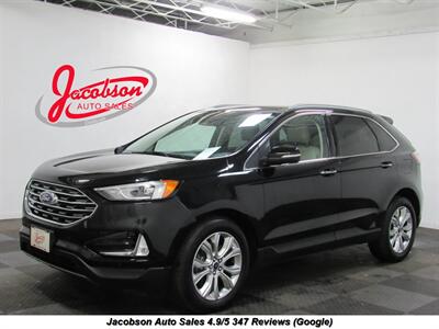 2020 Ford Edge Titanium AWD   - Photo 1 - Oshkosh, WI 54901