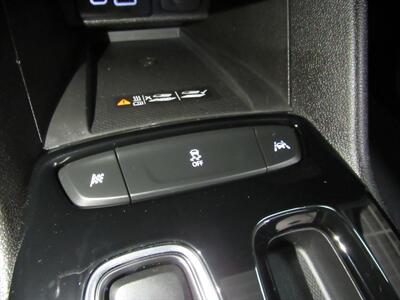 2023 Chevrolet Bolt EUV Premier   - Photo 37 - Oshkosh, WI 54901