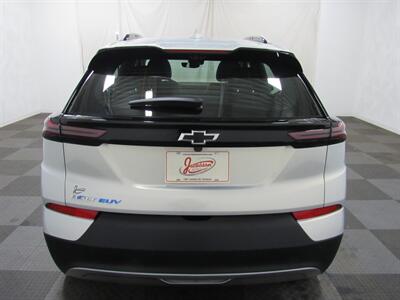 2023 Chevrolet Bolt EUV Premier   - Photo 7 - Oshkosh, WI 54901