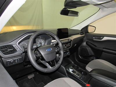 2022 Ford Escape SE AWD   - Photo 6 - Oshkosh, WI 54901