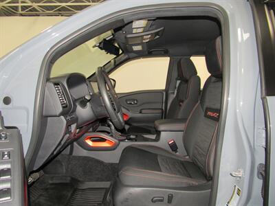 2023 Nissan Frontier PRO-4X Crew Cab SB 4x4   - Photo 33 - Oshkosh, WI 54901