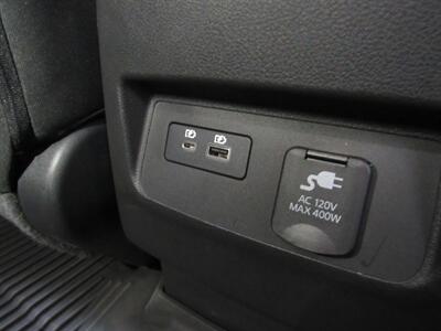 2023 Nissan Frontier PRO-4X Crew Cab SB 4x4   - Photo 39 - Oshkosh, WI 54901