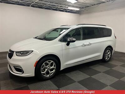 2023 Chrysler Pacifica Limited   - Photo 23 - Oshkosh, WI 54901