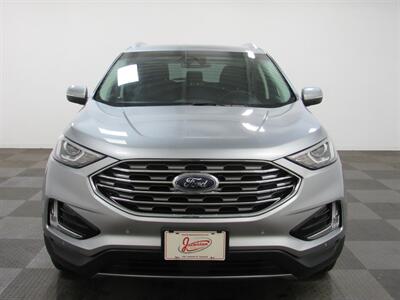 2022 Ford Edge Titanium AWD   - Photo 3 - Oshkosh, WI 54901