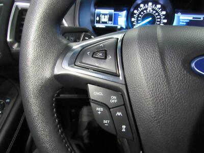 2022 Ford Edge Titanium AWD   - Photo 34 - Oshkosh, WI 54901