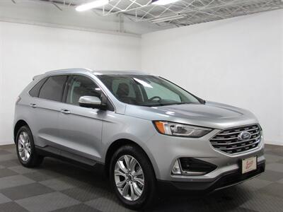 2022 Ford Edge Titanium AWD   - Photo 5 - Oshkosh, WI 54901