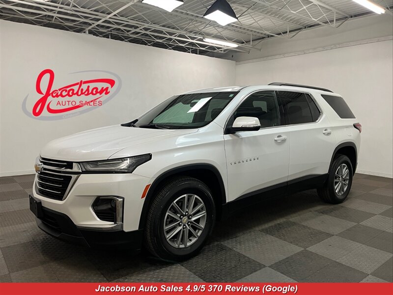 2022 Chevrolet Traverse LT Cloth  