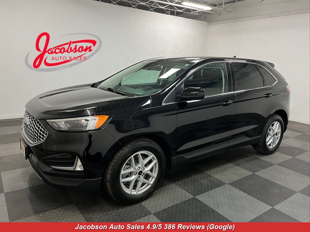 2023 Ford Edge SEL AWD   - Photo 1 - Oshkosh, WI 54901