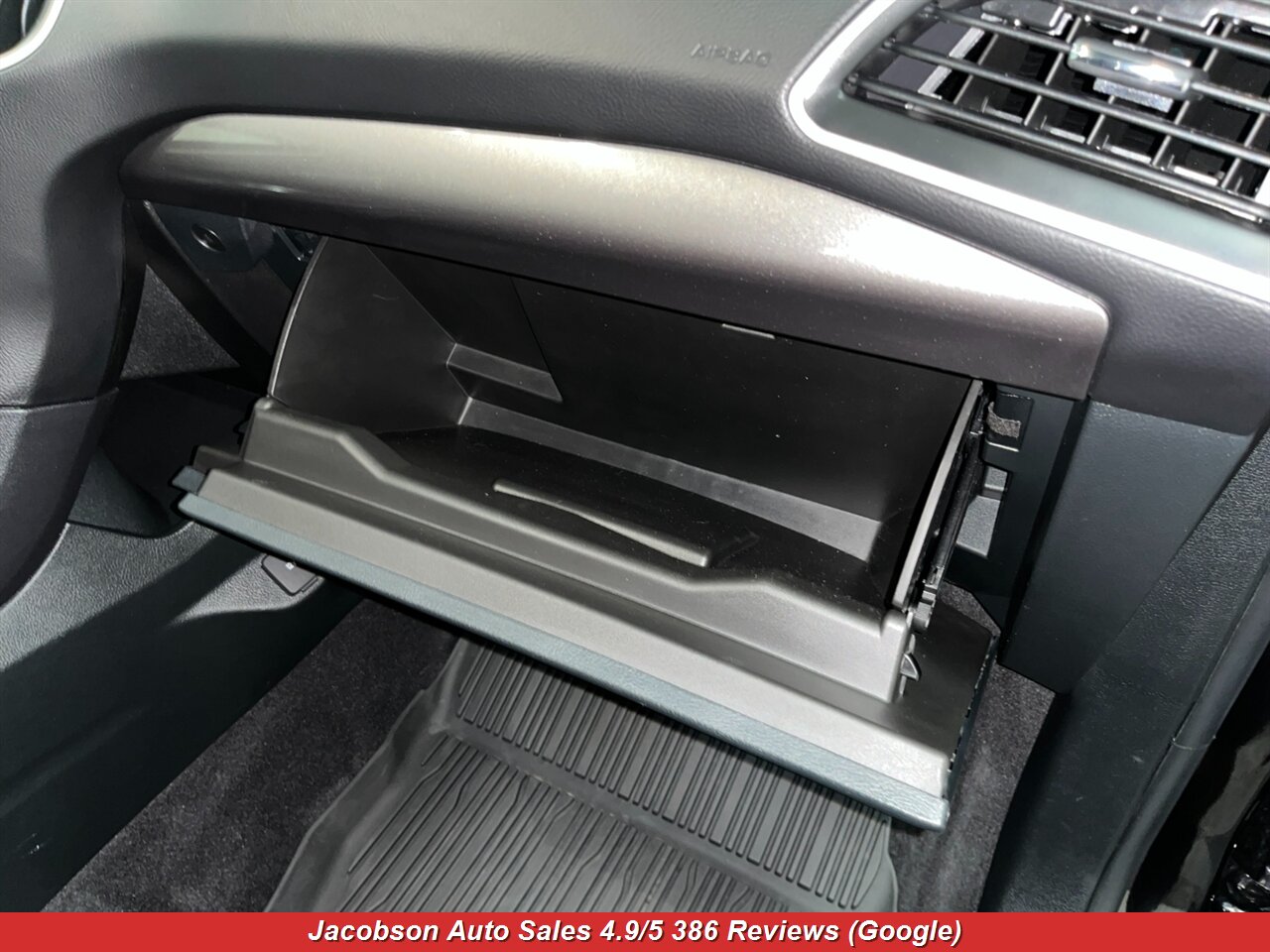 2023 Ford Edge SEL AWD - Photo 46 - Oshkosh, WI 54901