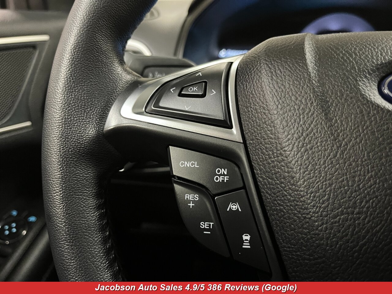 2023 Ford Edge SEL AWD - Photo 9 - Oshkosh, WI 54901