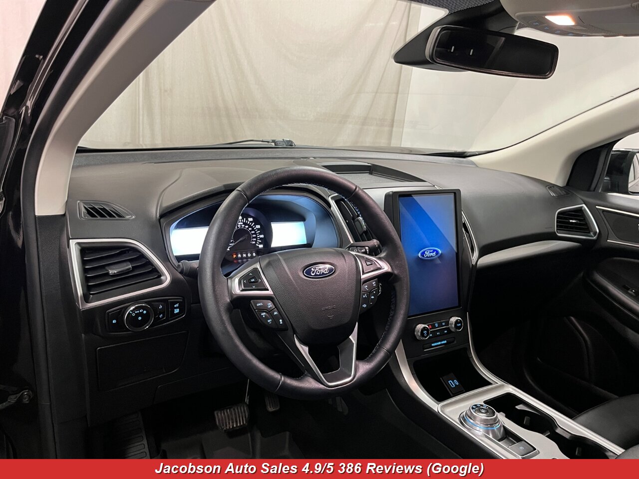 2023 Ford Edge SEL AWD - Photo 5 - Oshkosh, WI 54901