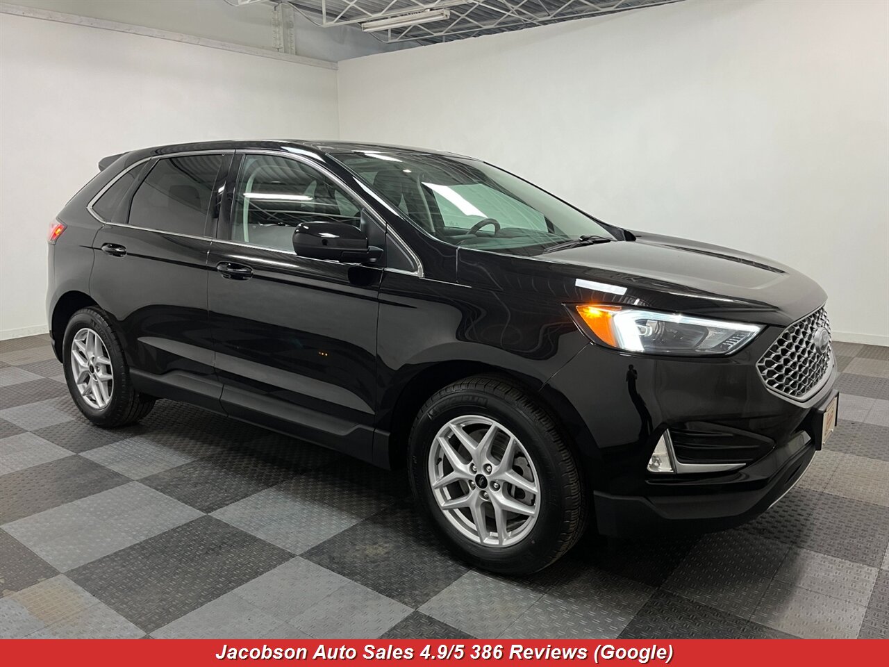 2023 Ford Edge SEL AWD - Photo 3 - Oshkosh, WI 54901