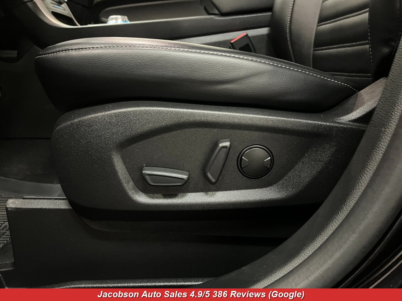 2023 Ford Edge SEL AWD - Photo 33 - Oshkosh, WI 54901
