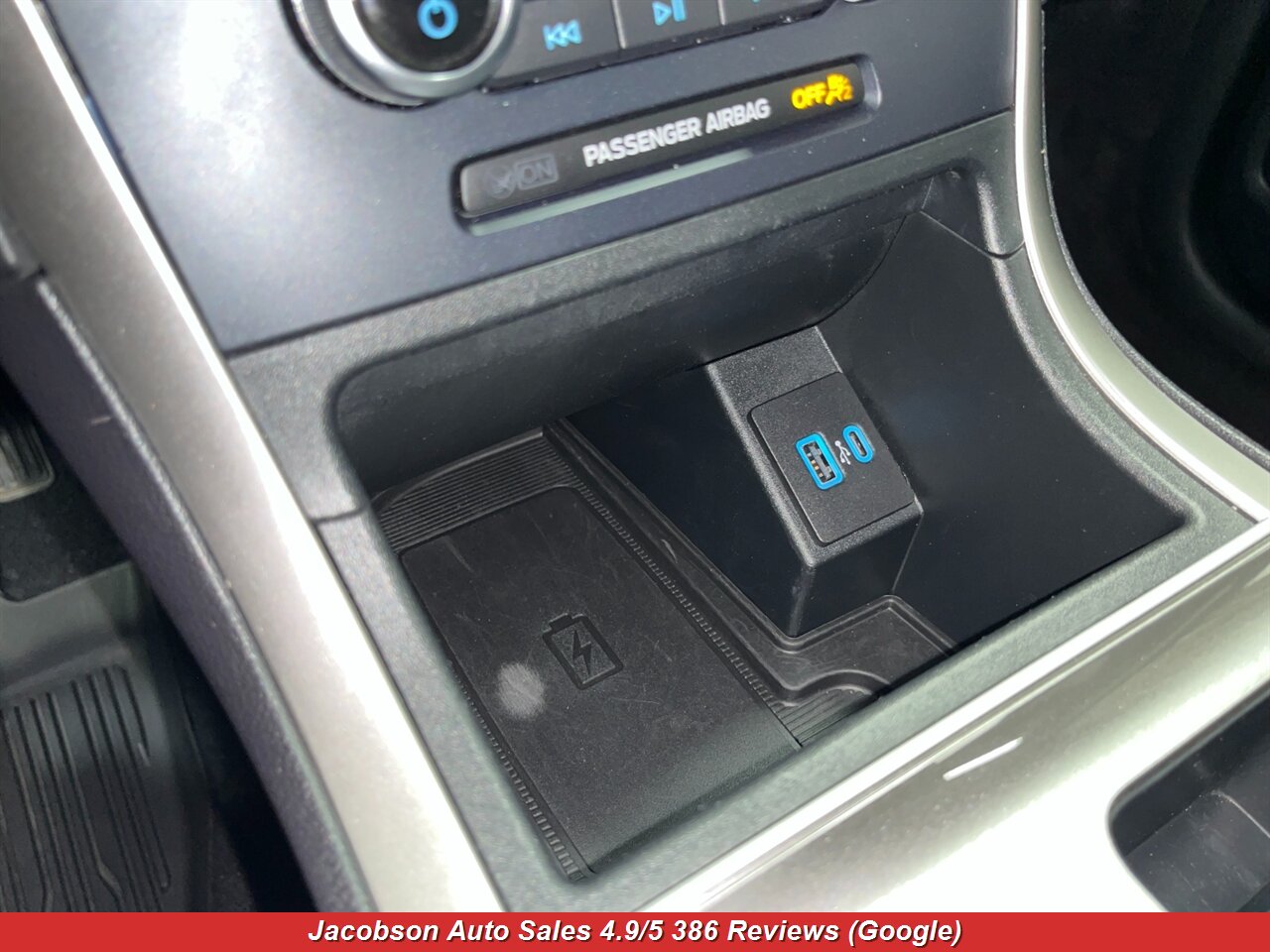 2023 Ford Edge SEL AWD - Photo 24 - Oshkosh, WI 54901