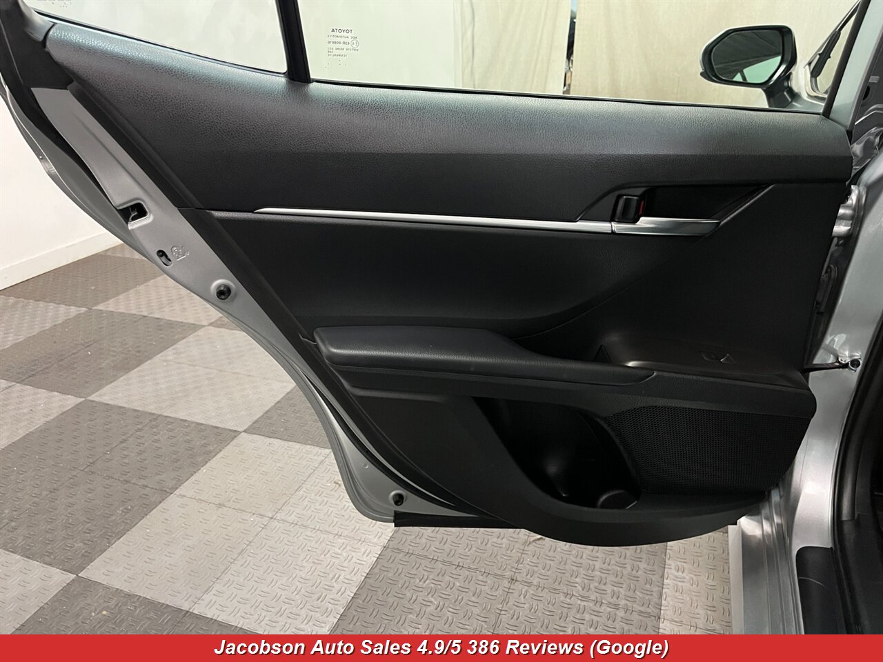 2023 Toyota Camry LE - Photo 31 - Oshkosh, WI 54901