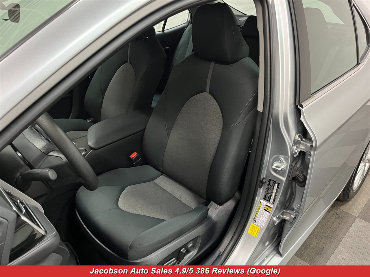 2023 Toyota Camry LE - Photo 30 - Oshkosh, WI 54901