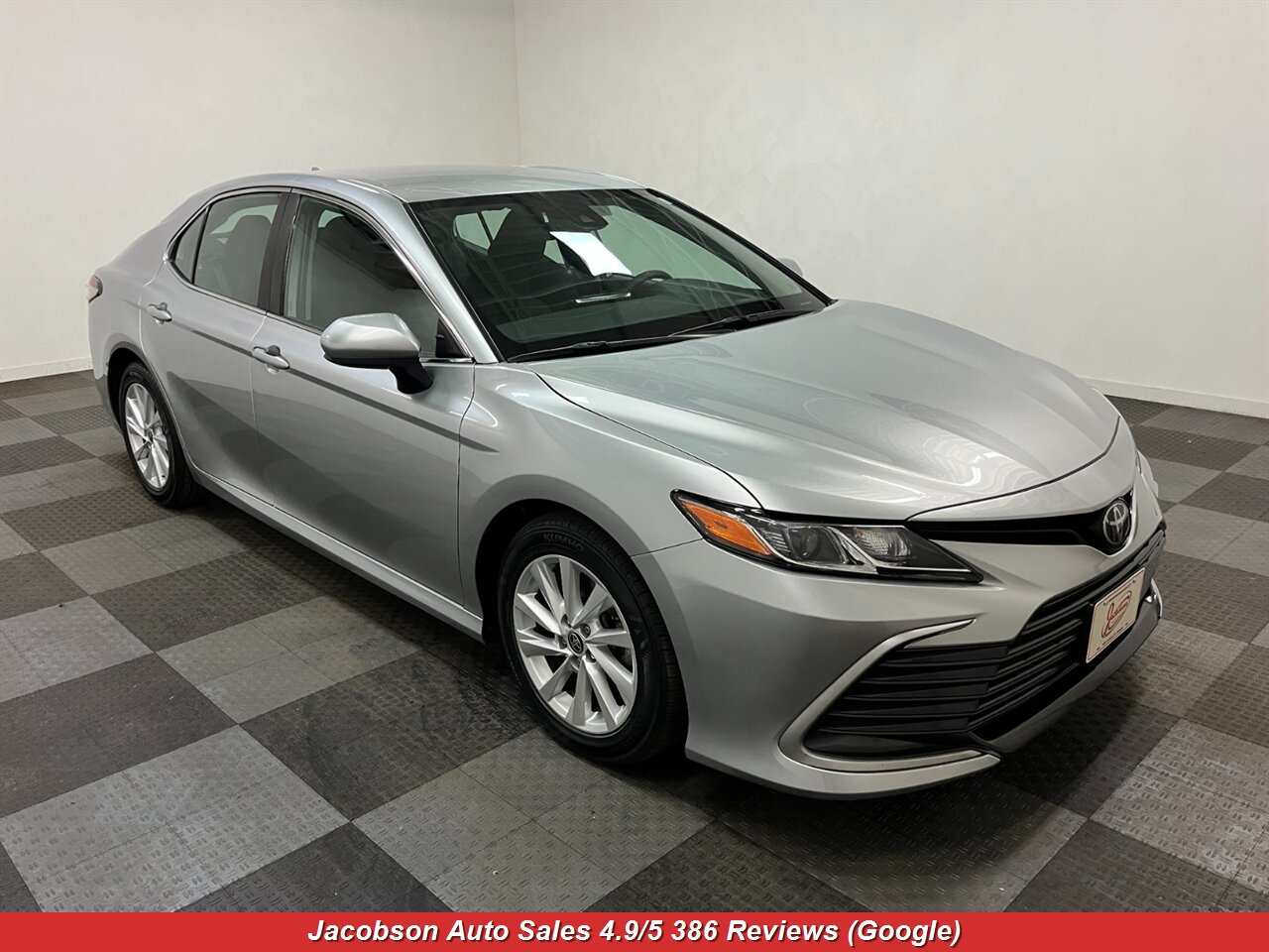 2023 Toyota Camry LE - Photo 49 - Oshkosh, WI 54901