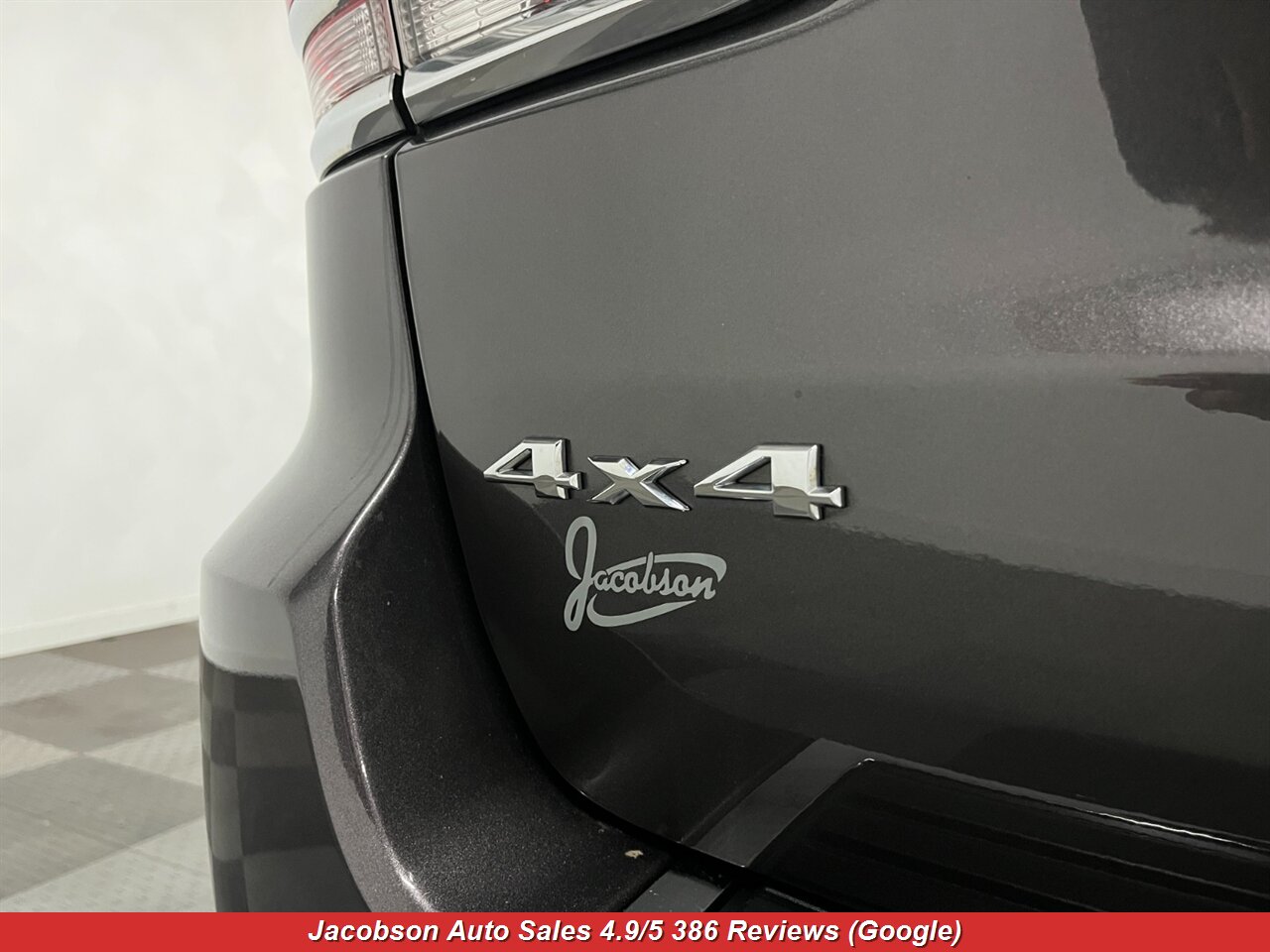 2019 Jeep Grand Cherokee Limited 4x4 - Photo 41 - Oshkosh, WI 54901