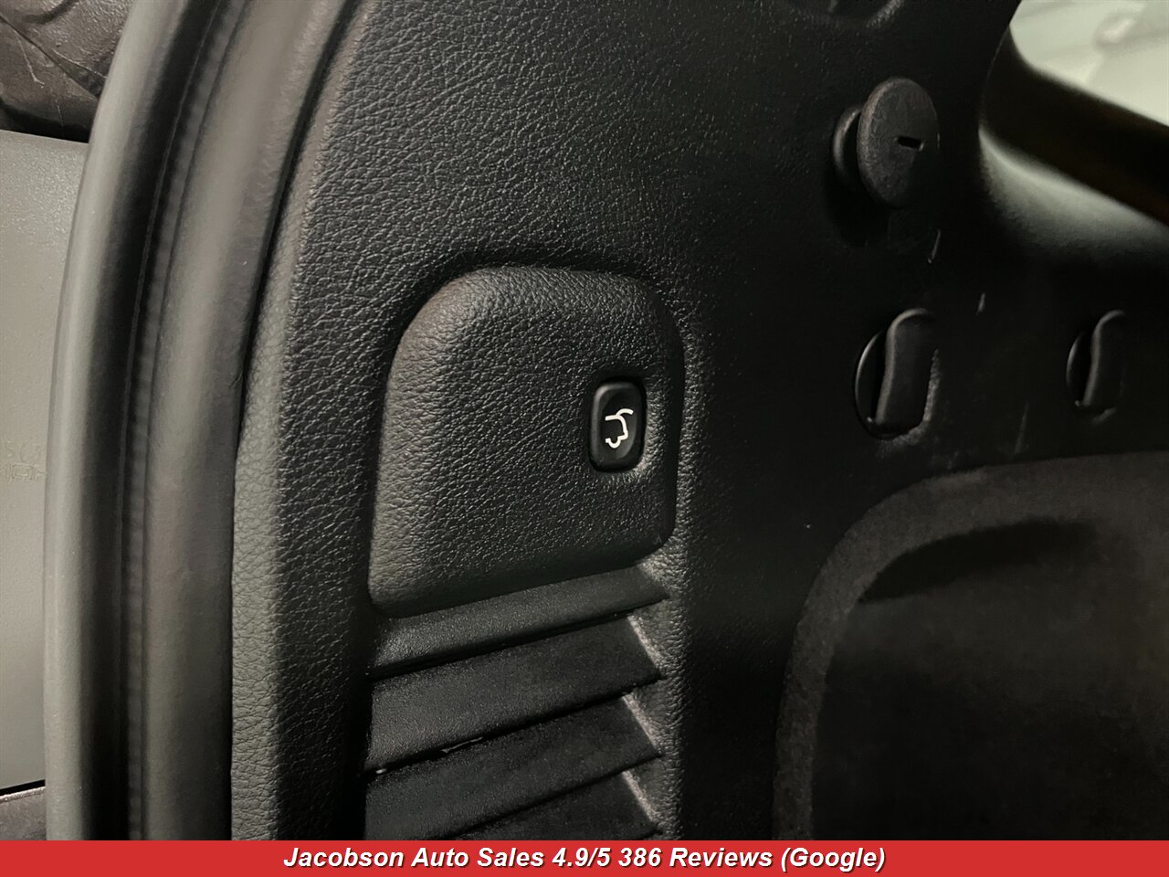 2019 Jeep Grand Cherokee Limited 4x4 - Photo 47 - Oshkosh, WI 54901