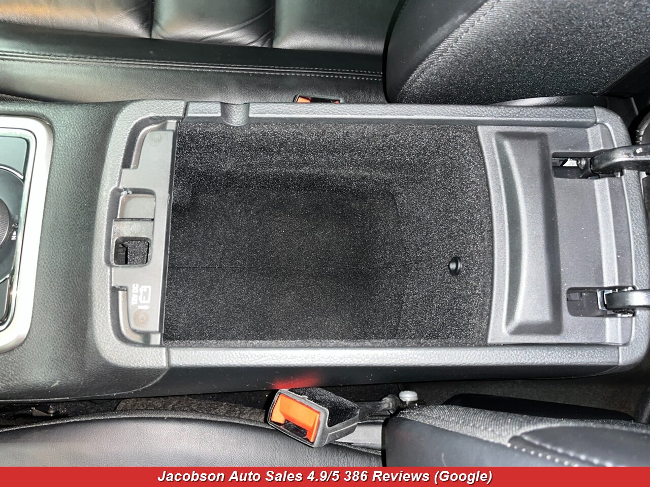 2019 Jeep Grand Cherokee Limited 4x4 - Photo 25 - Oshkosh, WI 54901