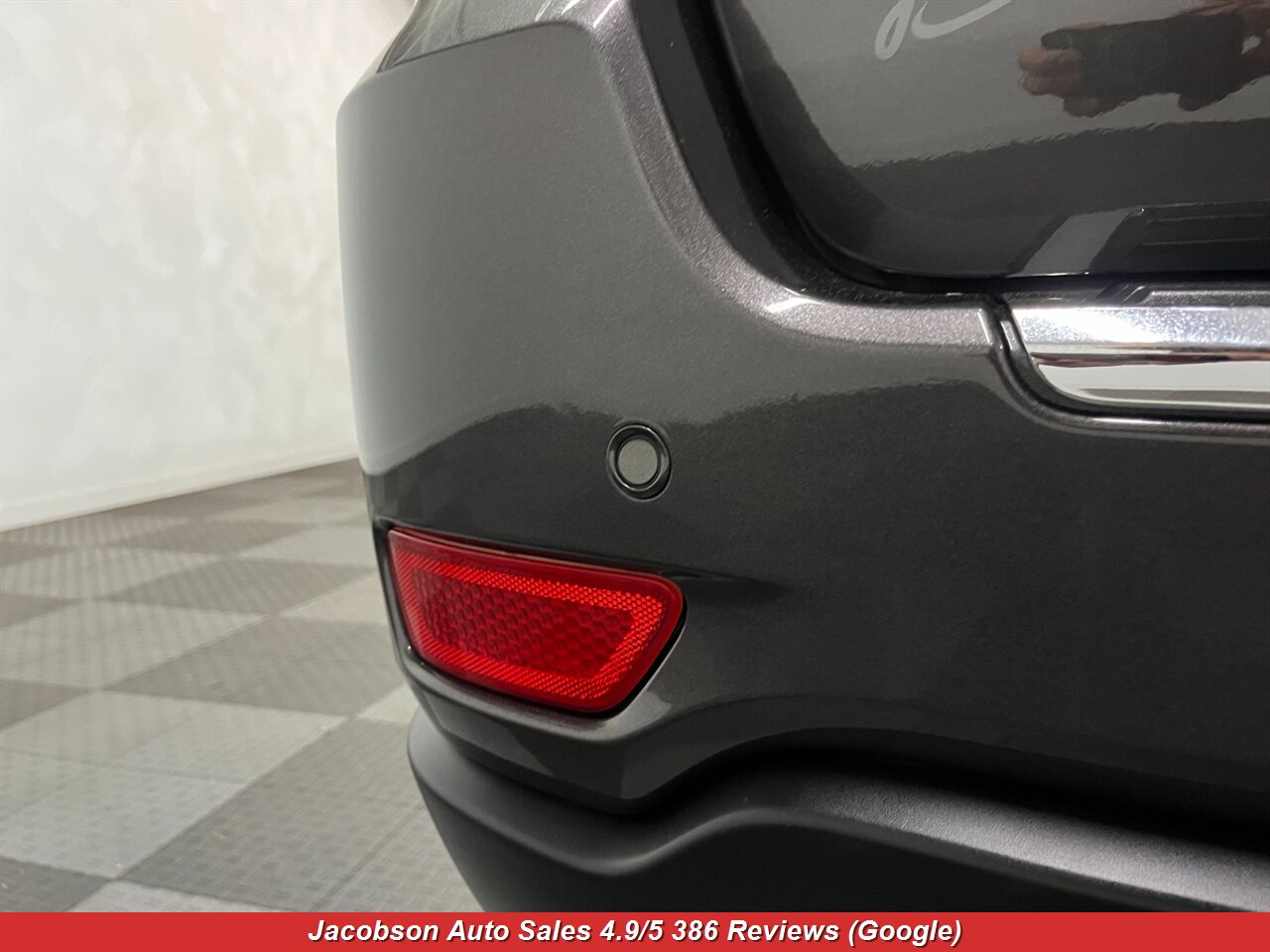 2019 Jeep Grand Cherokee Limited 4x4 - Photo 43 - Oshkosh, WI 54901