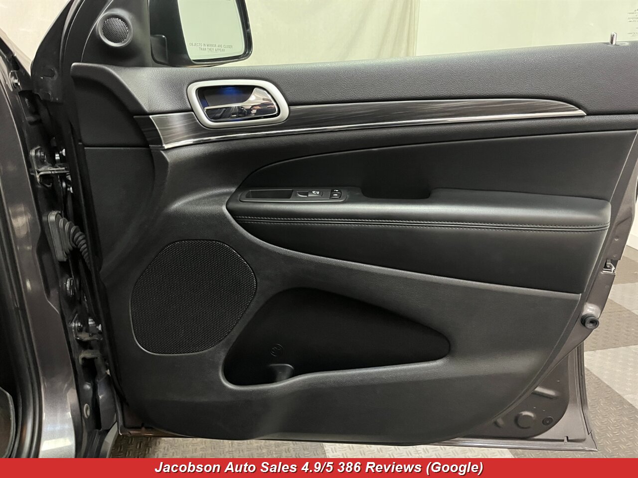 2019 Jeep Grand Cherokee Limited 4x4 - Photo 53 - Oshkosh, WI 54901
