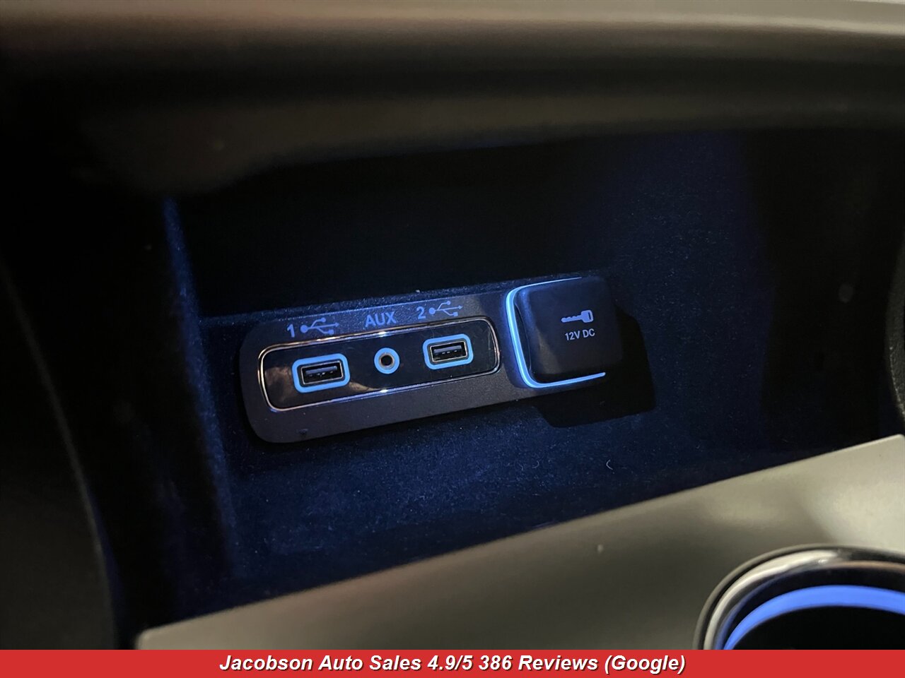2019 Jeep Grand Cherokee Limited 4x4 - Photo 18 - Oshkosh, WI 54901