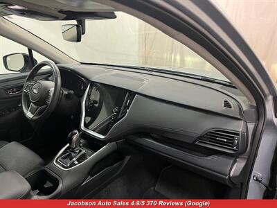 2024 Subaru Outback Premium AWD   - Photo 38 - Oshkosh, WI 54901