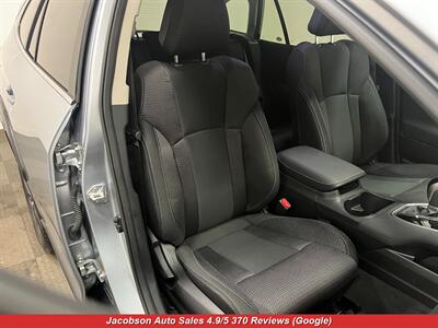 2024 Subaru Outback Premium AWD   - Photo 36 - Oshkosh, WI 54901