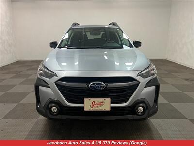2024 Subaru Outback Premium AWD   - Photo 2 - Oshkosh, WI 54901