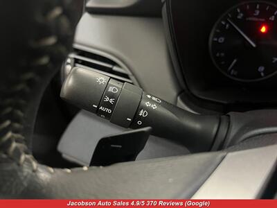 2024 Subaru Outback Premium AWD   - Photo 7 - Oshkosh, WI 54901