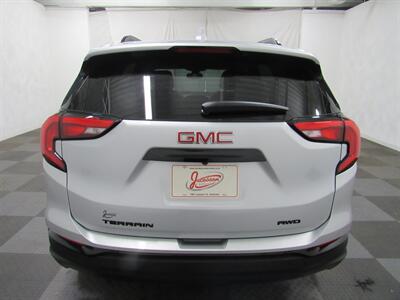 2021 GMC Terrain SLE 4x4   - Photo 45 - Oshkosh, WI 54901