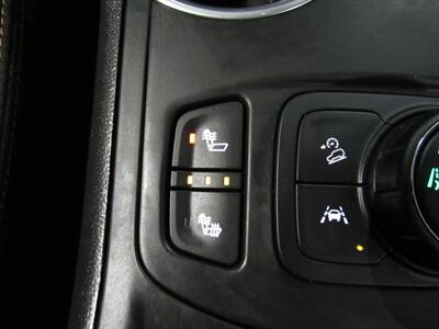 2021 GMC Terrain SLE 4x4   - Photo 24 - Oshkosh, WI 54901