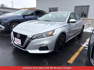 2022 Nissan Altima 2.5 SV AWD Sedan