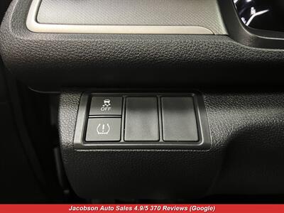 2018 Honda Civic LX   - Photo 4 - Oshkosh, WI 54901