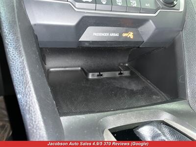 2018 Honda Civic LX   - Photo 14 - Oshkosh, WI 54901