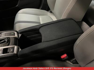 2018 Honda Civic LX   - Photo 17 - Oshkosh, WI 54901