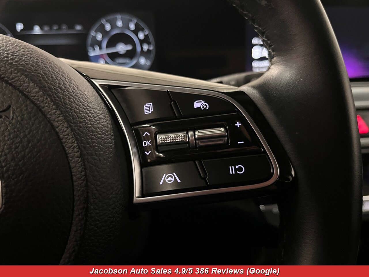 2024 Kia Seltos X-Line AWD - Photo 12 - Oshkosh, WI 54901