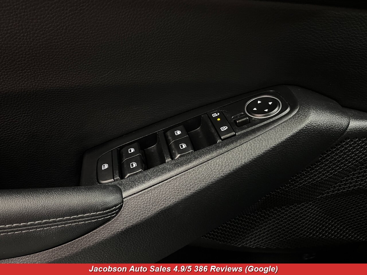 2024 Kia Seltos X-Line AWD - Photo 31 - Oshkosh, WI 54901