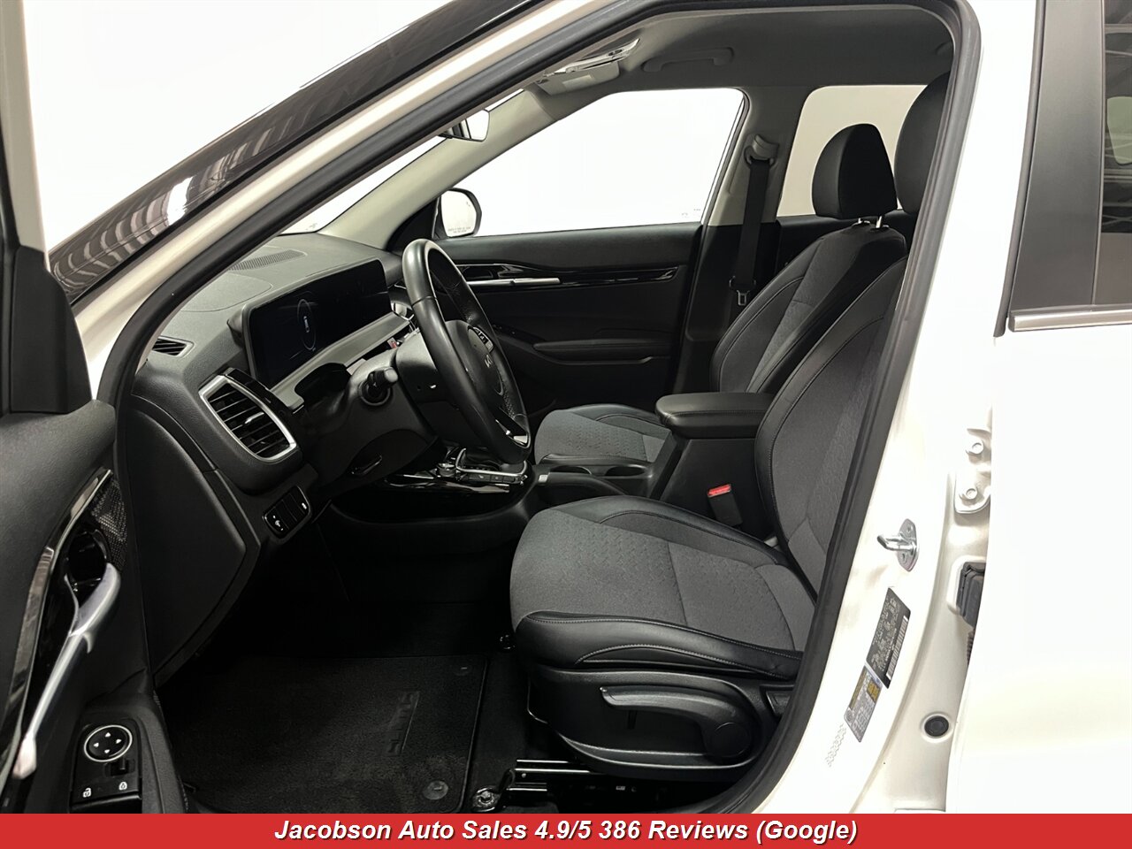 2024 Kia Seltos X-Line AWD - Photo 33 - Oshkosh, WI 54901