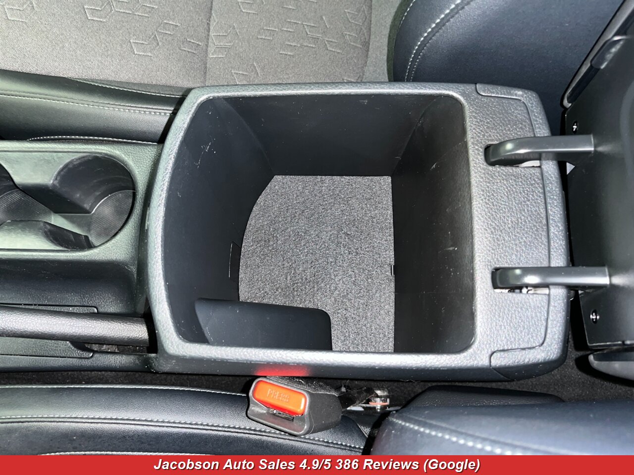 2024 Kia Seltos X-Line AWD - Photo 27 - Oshkosh, WI 54901