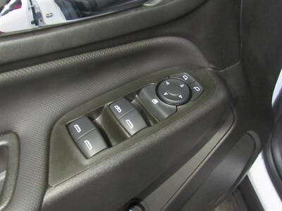 2024 Chevrolet Equinox RS 4x4   - Photo 29 - Oshkosh, WI 54901