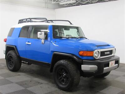 2007 Toyota FJ Cruiser 4dr SUV 4x4   - Photo 2 - Oshkosh, WI 54901