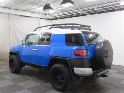 2007 Toyota FJ Cruiser 4dr SUV 4x4   - Photo 5 - Oshkosh, WI 54901